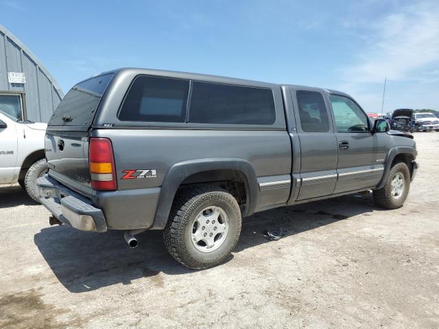Photo 3 from auction – 2001 CHEVROLET SILVERADO K1500 with VIN 1GCEK19TX1E165156