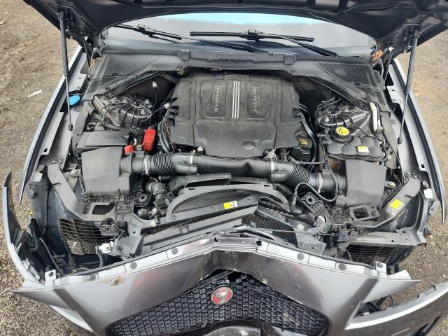 Photo 11 from auction – 2017 JAGUAR XF S with VIN SAJBM4BV2HCY49572