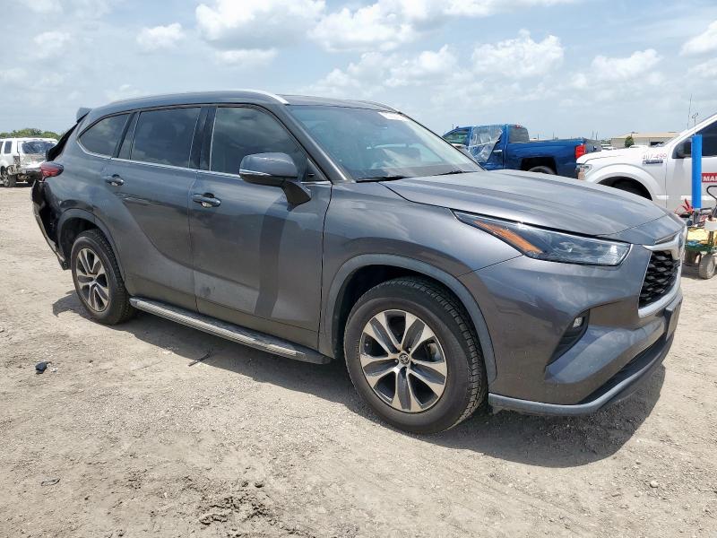 Photo 4 from auction – 2022 TOYOTA HIGHLANDER with VIN 5TDGARAH0NS512415
