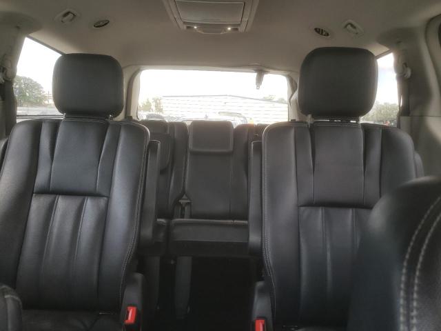 Photo 10 from auction – 2015 CHRYSLER TOWN & COU with VIN 2C4RC1BG7FR577363