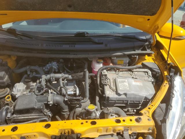 Photo 11 from auction – 2014 TOYOTA PRIUS C with VIN JTDKDTB32E1062748