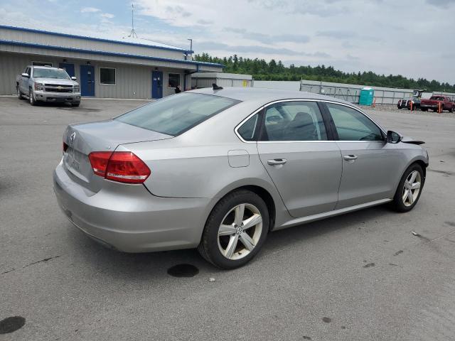 Photo 3 from auction – 2012 VOLKSWAGEN PASSAT SE with VIN 1VWBP7A35CC002641