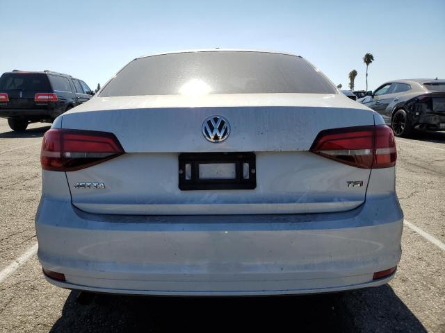 Photo 6 from auction – 2018 VOLKSWAGEN JETTA S with VIN 3VW2B7AJ3JM263002