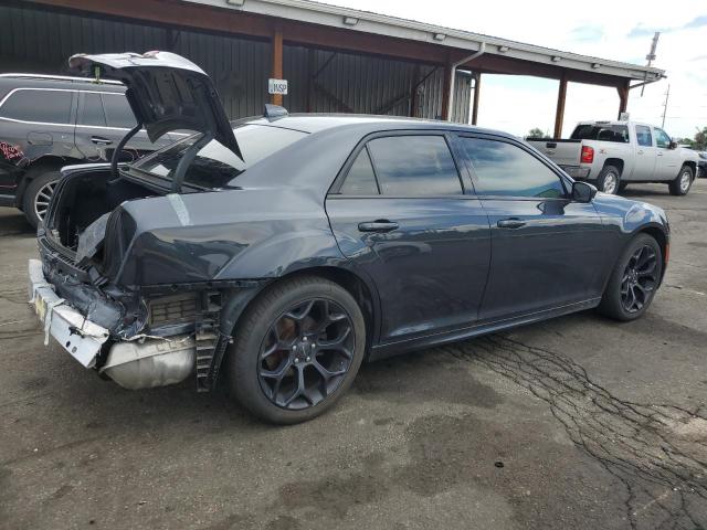 Photo 3 from auction – 2019 CHRYSLER 300 S with VIN 2C3CCABG2KH679339