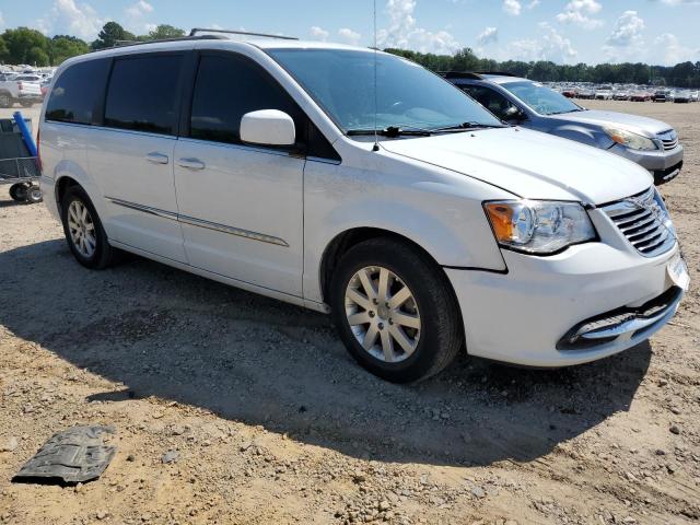 Photo 4 from auction – 2015 CHRYSLER TOWN & COU with VIN 2C4RC1BG2FR601259