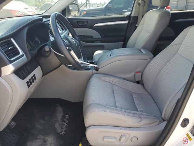 Photo 7 from auction – 2015 TOYOTA HIGHLANDER with VIN 5TDBKRFHXFS161918