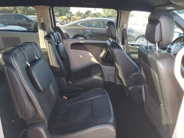 Photo 11 from auction – 2019 DODGE GRAND CARA with VIN 2C4RDGCGXKR740371