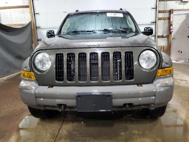 Photo 5 from auction – 2005 JEEP LIBERTY RE with VIN 1J4GL38K15W725828