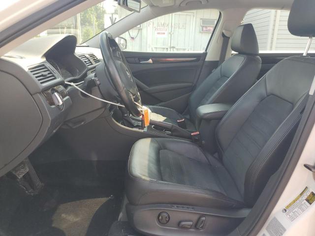 Photo 7 from auction – 2015 VOLKSWAGEN PASSAT SEL with VIN 1VWCM7A3XFC009229