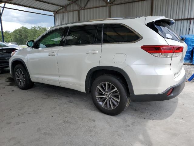 Foto 2 de la subasta – 2018 TOYOTA HIGHLANDER con VIN 5TDKZRFH3JS546063