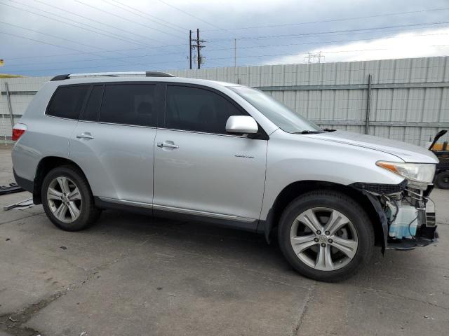 Photo 4 from auction – 2013 TOYOTA HIGHLANDER with VIN 5TDDK3EH3DS215242