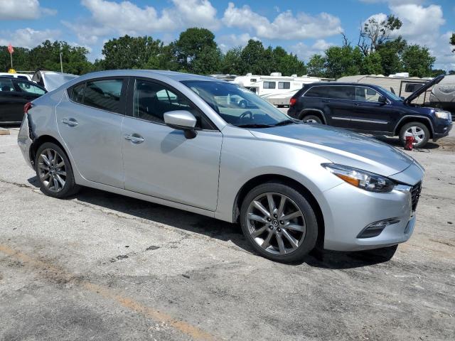 Photo 4 from auction – 2018 MAZDA 3 TOURING with VIN 3MZBN1V33JM181965