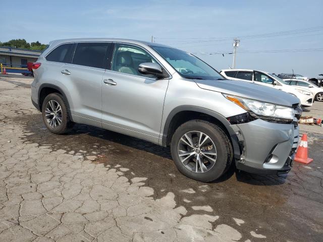 Photo 4 from auction – 2018 TOYOTA HIGHLANDER with VIN 5TDZARFH5JS041051