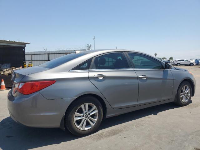 Photo 3 from auction – 2013 HYUNDAI SONATA GLS with VIN 5NPEB4AC7DH618117