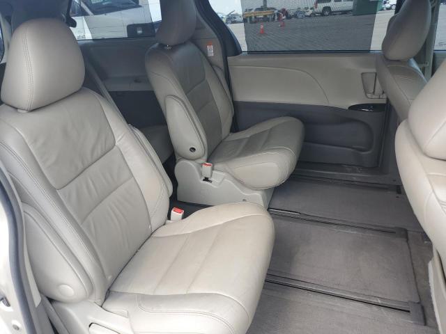 Photo 11 from auction – 2015 TOYOTA SIENNA XLE with VIN 5TDDK3DC4FS124778