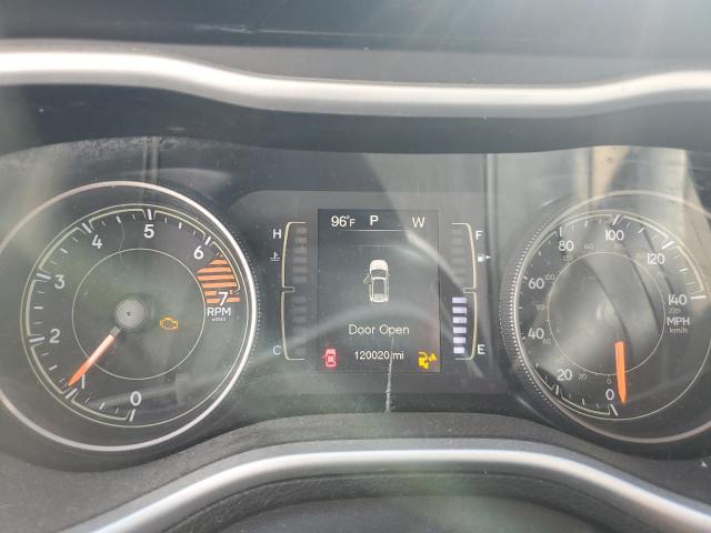 Photo 9 from auction – 2018 JEEP CHEROKEE L with VIN 1C4PJLLB8JD503943