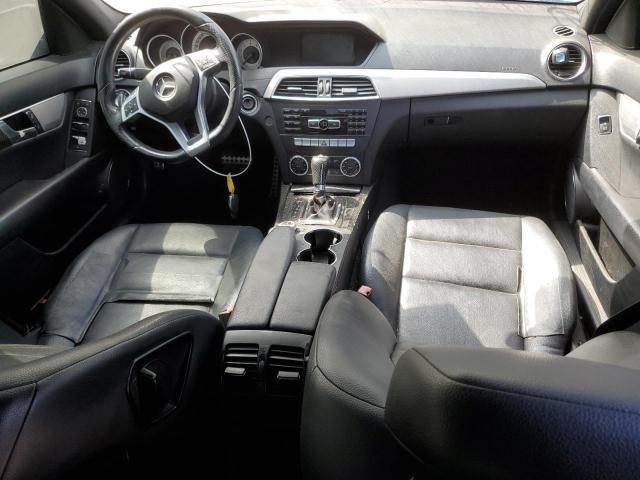 Photo 8 from auction – 2013 MERCEDES-BENZ C 250 with VIN WDDGF4HB3DR261057