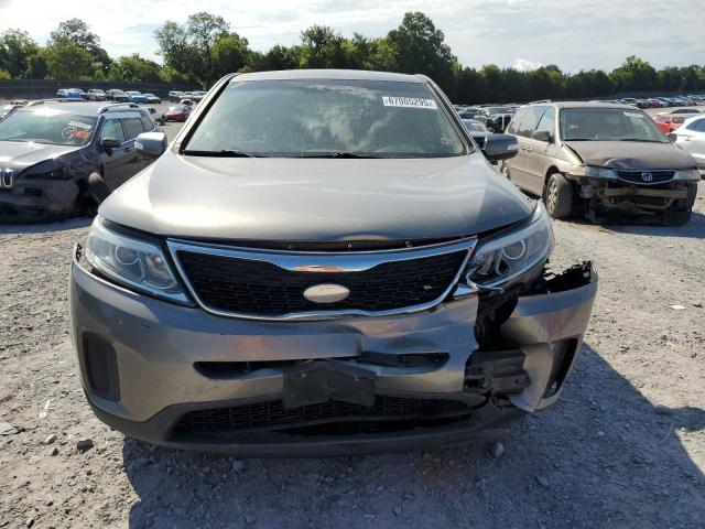 Photo 5 from auction – 2015 KIA SORENTO LX with VIN 5XYKTCA62FG552364