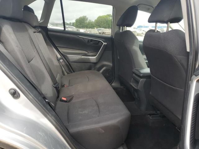 Photo 11 from auction – 2019 TOYOTA RAV4 LE with VIN 2T3H1RFVXKW022397