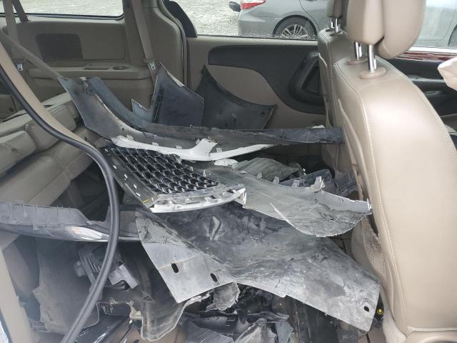 Photo 11 from auction – 2014 CHRYSLER TOWN & COU with VIN 2C4RC1BG7ER270760