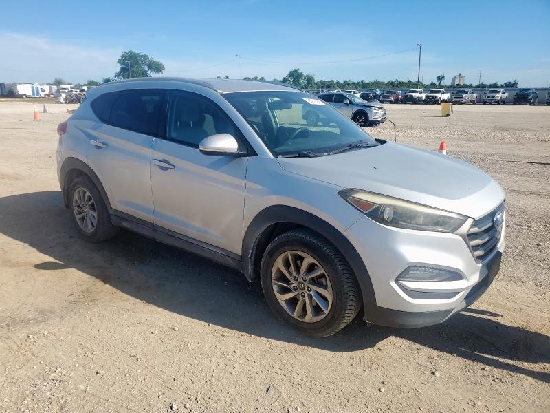 Photo 4 from auction – 2016 HYUNDAI TUCSON LIM with VIN KM8J33A29GU212679