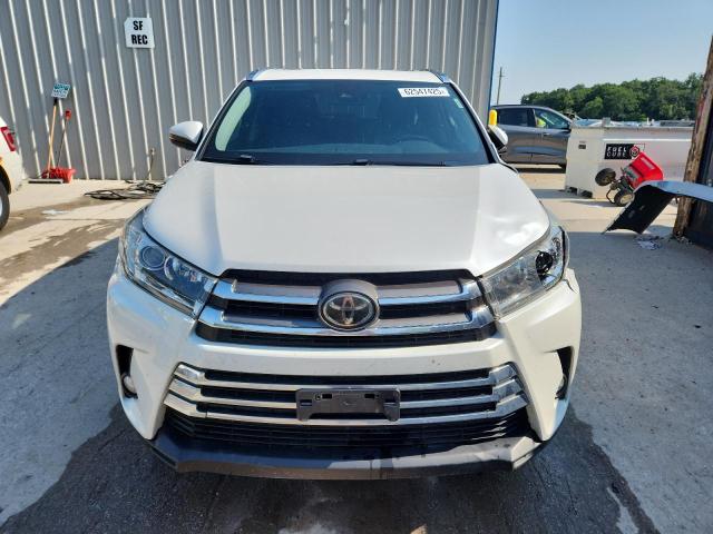 Photo 5 from auction – 2019 TOYOTA HIGHLANDER with VIN 5TDYZRFH0KS301975