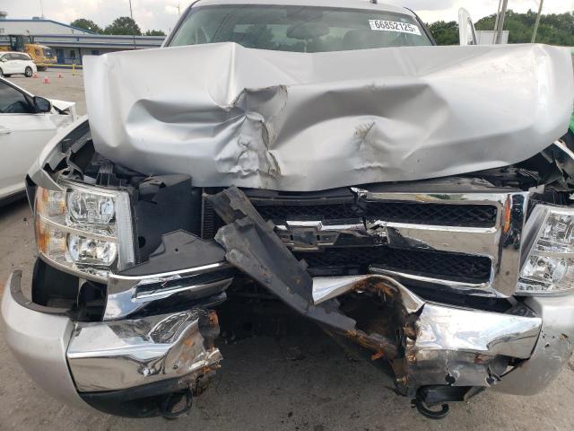 Photo 11 from auction – 2011 CHEVROLET SILVERADO with VIN 1GCRKREA9BZ159623
