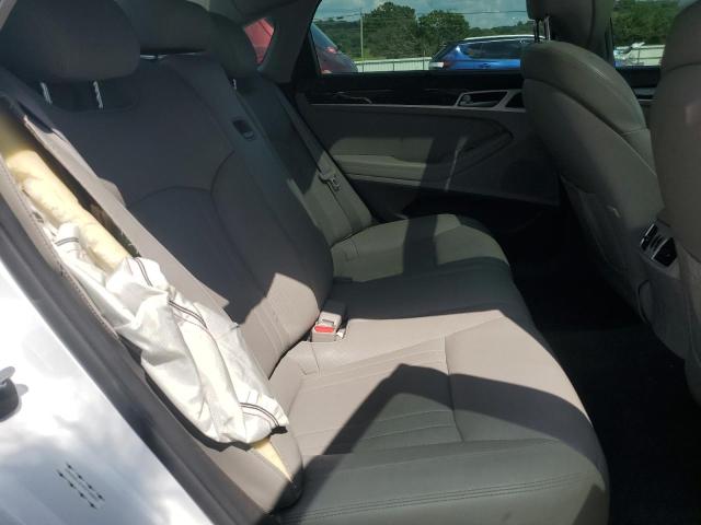 Photo 10 from auction – 2017 GENESIS G80 BASE with VIN KMHGN4JE3HU168801