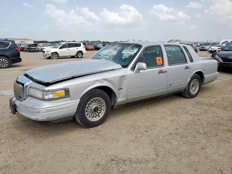 LINCOLN TOWN CAR E 1997 with VIN 1LNLM81W9VY673327 - Photo from auction