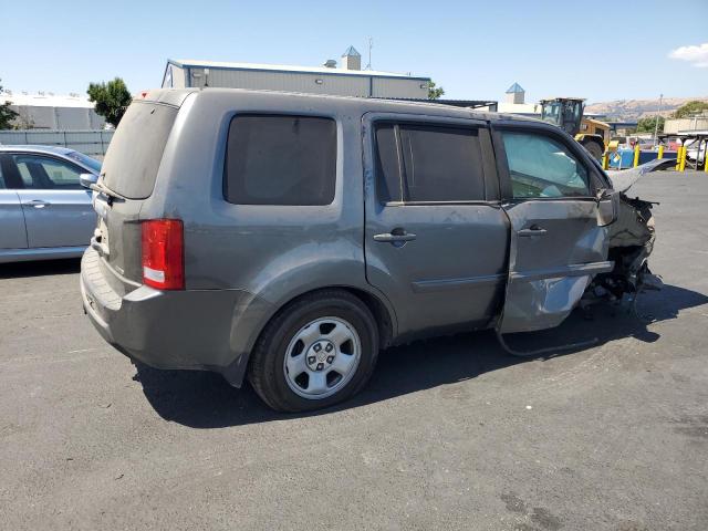 Photo 3 from auction – 2011 HONDA PILOT LX with VIN 5FNYF4H24BB028760