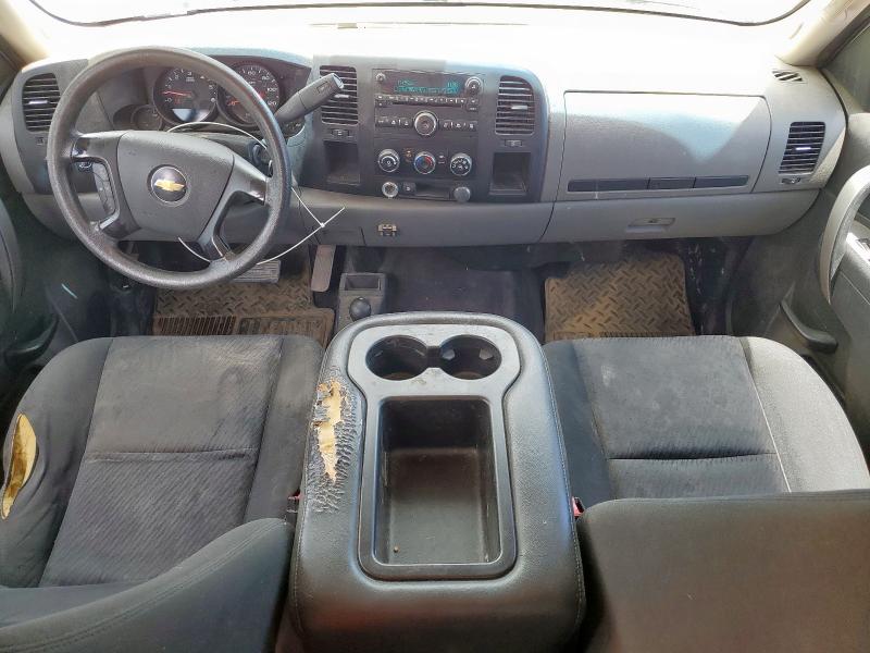 Photo 8 from auction – 2011 CHEVROLET SILVERADO with VIN 1GCRKREA5BZ132466
