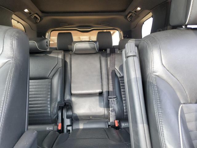 Photo 10 from auction – 2018 LAND ROVER DISCOVERY with VIN SALRT2RV7JA057499