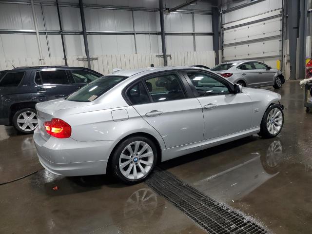 Photo 3 from auction – 2009 BMW 328 XI with VIN WBAPK73589A457250