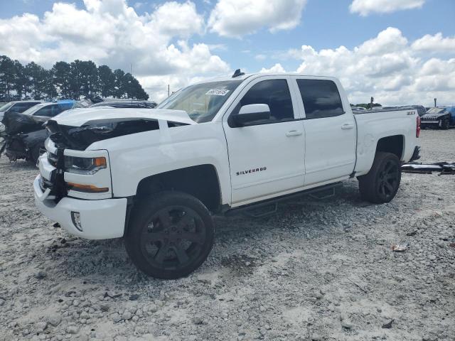 CHEVROLET SILVERADO 2018 with VIN 3GCUKREC2JG638766 - Photo from auction