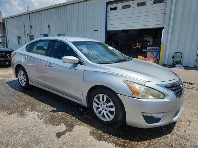 Photo 4 from auction – 2015 NISSAN ALTIMA 2.5 with VIN 1N4AL3AP4FC256292