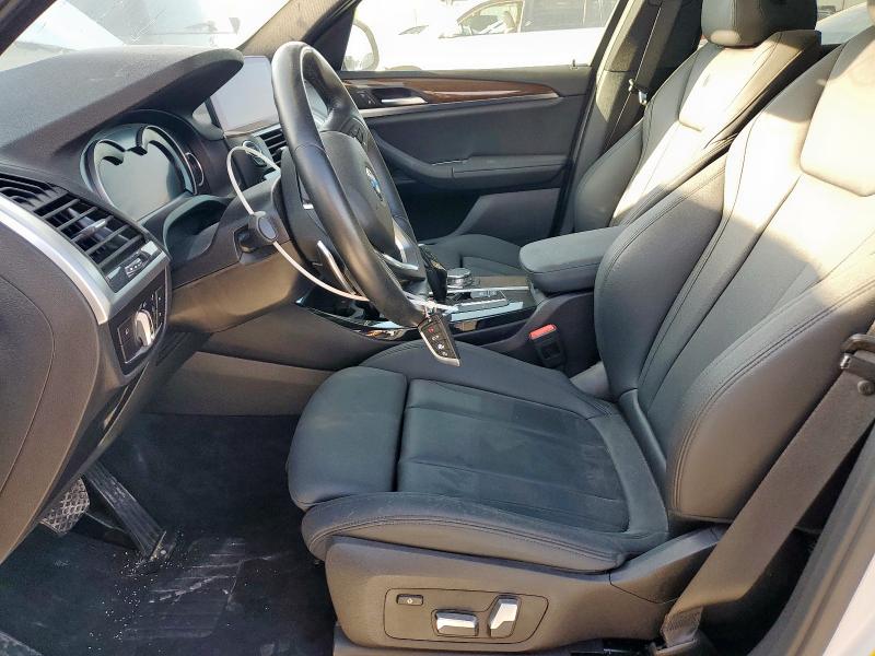 Photo 7 from auction – 2019 BMW X3 SDRIVE3 with VIN 5UXTR7C5XKLF33625