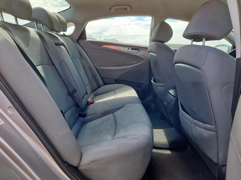 Photo 10 from auction – 2011 HYUNDAI SONATA HYB with VIN KMHEC4A44BA007189