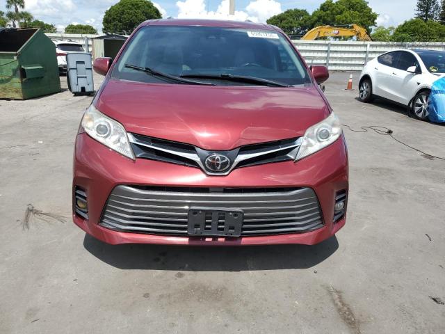 Photo 5 from auction – 2018 TOYOTA SIENNA XLE with VIN 5TDYZ3DC1JS919082