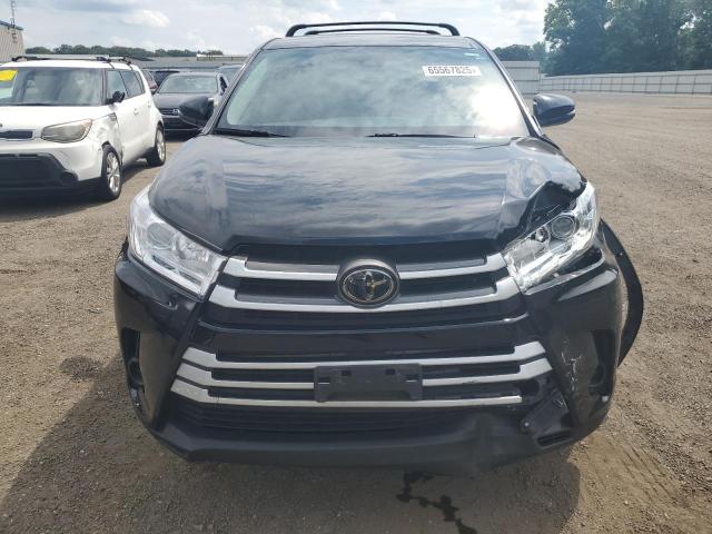 Фото 5 с аукциона – 2018 TOYOTA HIGHLANDER с VIN 5TDBZRFHXJS908003