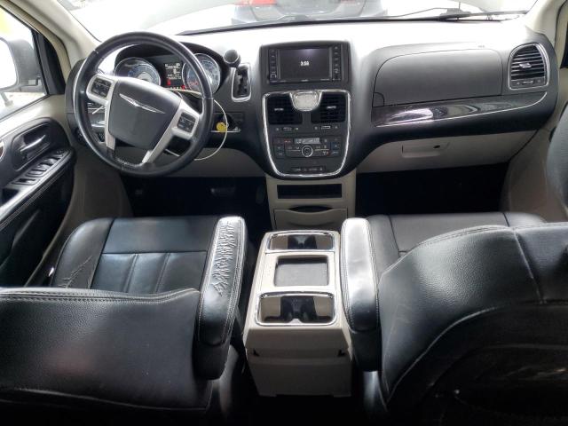 Photo 8 from auction – 2016 CHRYSLER TOWN & COU with VIN 2C4RC1BG1GR280302