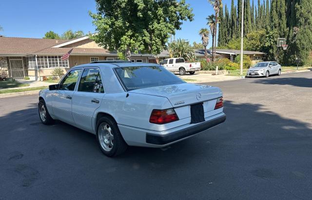 Photo 3 from auction – 1992 MERCEDES-BENZ 400 E with VIN WDBEA34E4NB705887