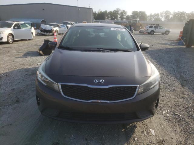 Photo 5 from auction – 2017 KIA FORTE LX with VIN 3KPFK4A7XHE042525