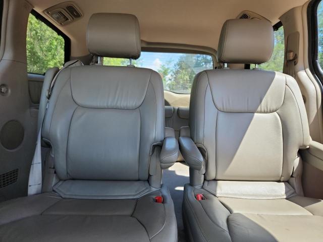 Photo 10 from auction – 2004 TOYOTA SIENNA XLE with VIN 5TDBA22C84S022517