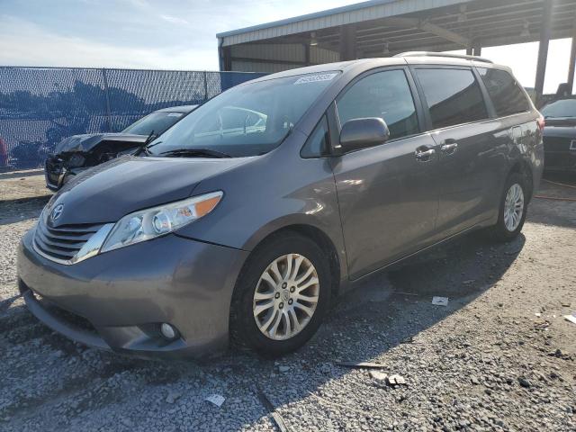 TOYOTA SIENNA XLE 2017 with VIN 5TDYZ3DC8HS891811 - Photo from auction