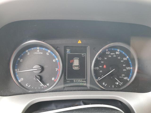 Photo 9 from auction – 2018 TOYOTA RAV4 LIMIT with VIN 2T3YFREV9JW418516
