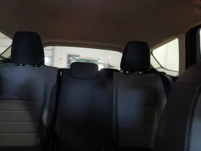 Photo 10 from auction – 2017 FORD ESCAPE S with VIN 1FMCU0F79HUE16277