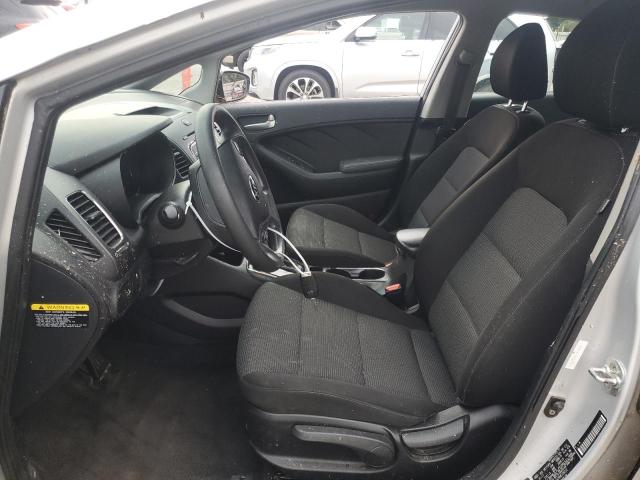Photo 7 from auction – 2017 KIA FORTE LX with VIN 3KPFK4A70HE109312