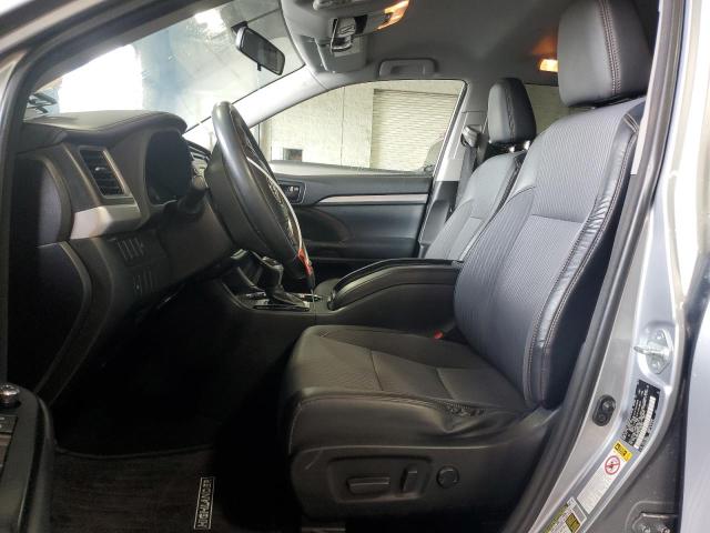 Photo 7 from auction – 2015 TOYOTA HIGHLANDER with VIN 5TDBKRFH6FS083685