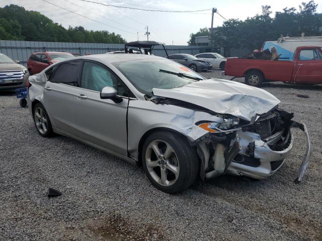 Photo 4 from auction – 2016 FORD FUSION S with VIN 3FA6P0G76GR375013