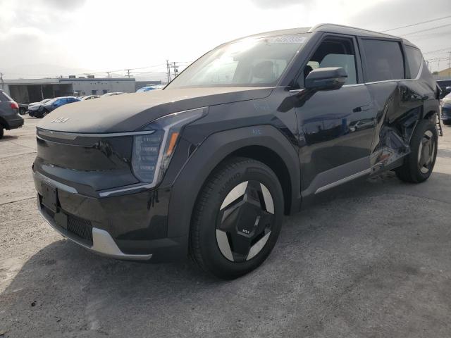 KIA EV9 WIND 2025 with VIN 5XYAFFS55SG003519 - Photo from auction